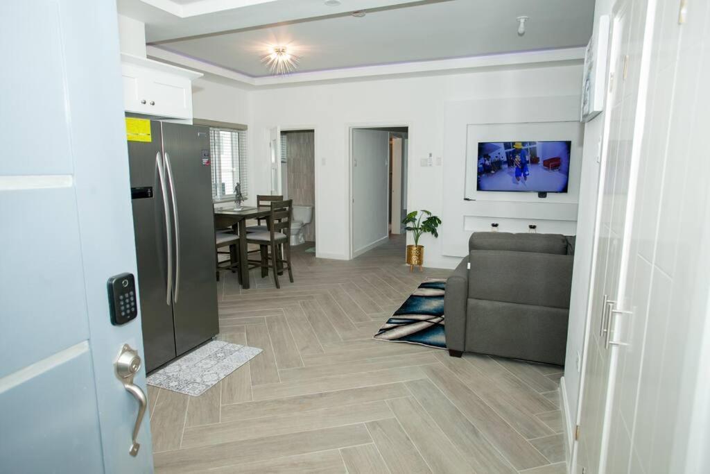 Funtime Vacation Home Kingston Exteriör bild